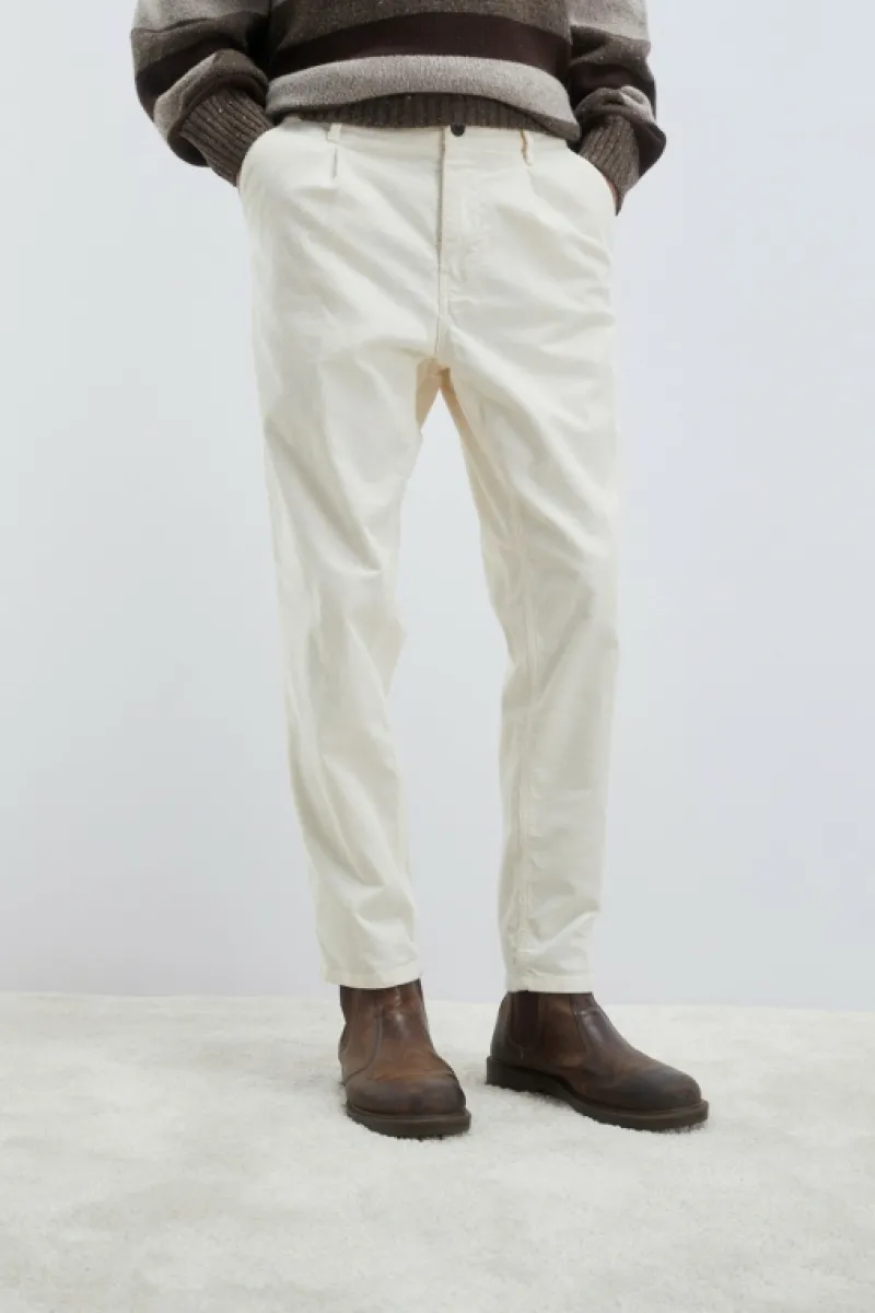 pantalone_day_off_in_velluto_2.webp Roy Rogers Pantaloni>Pantalone Day Off In Velluto BIANCO